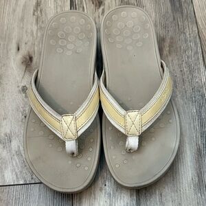 Vionic 380 High Tide Platform Sandals